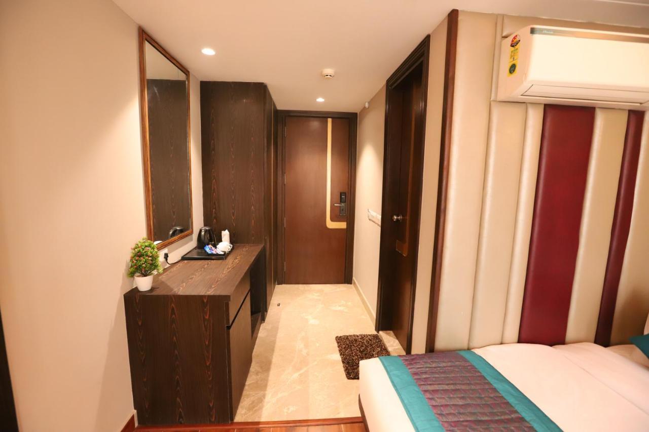 Hotel The Magic Tree - Paharganj New Delhi Exterior photo